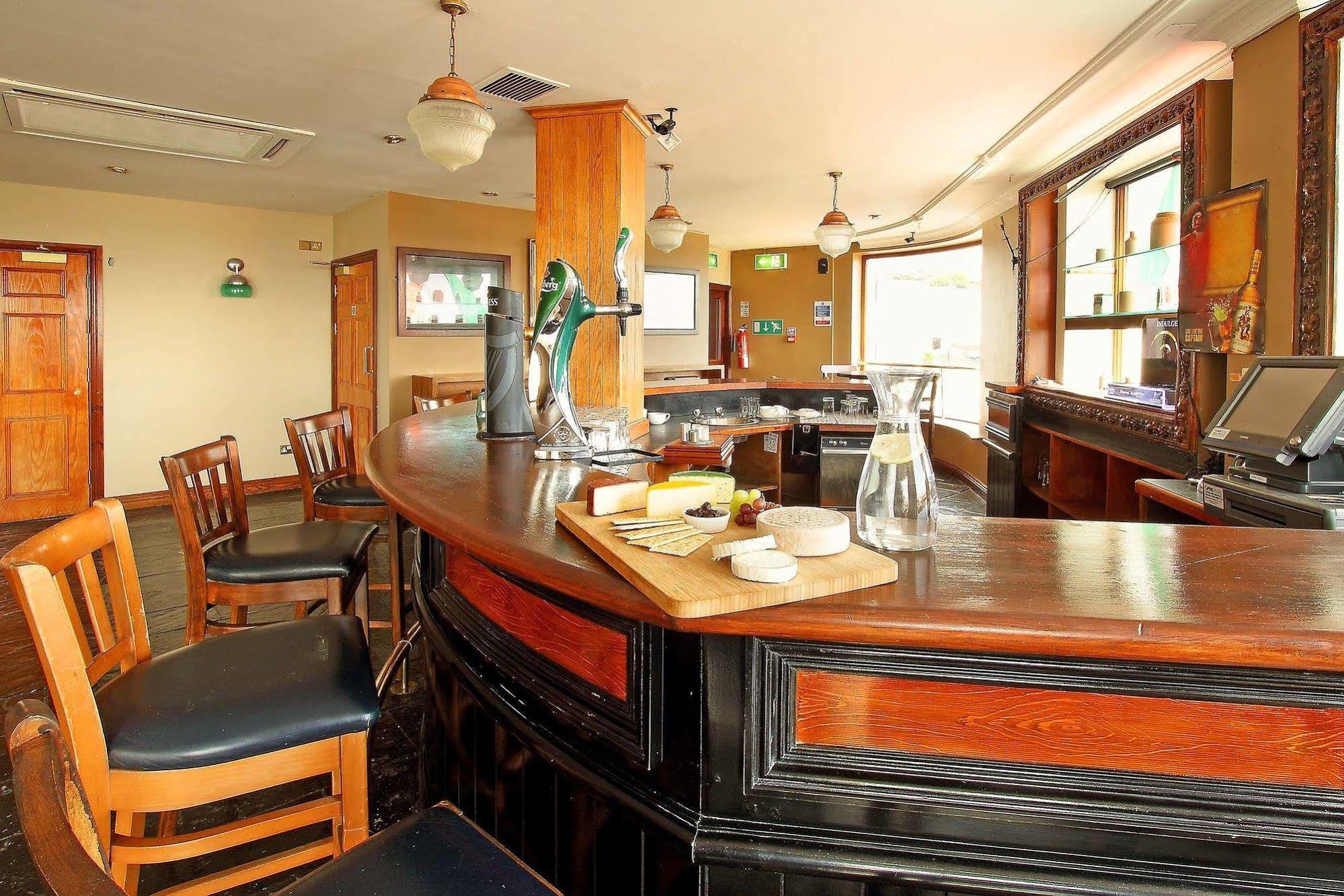 The Sands Hotel Tramore Esterno foto