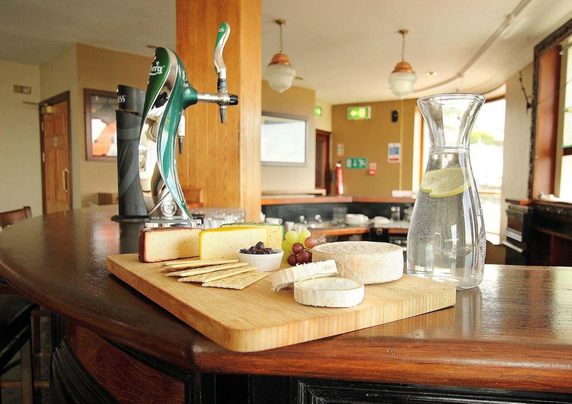 The Sands Hotel Tramore Esterno foto